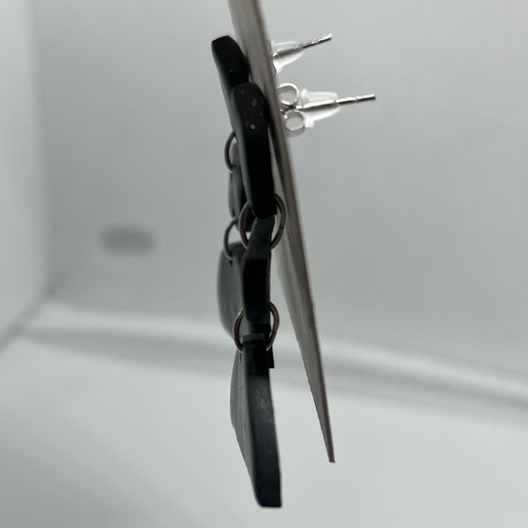 Handcrafted Clay Earrings - Picture 9 of 9